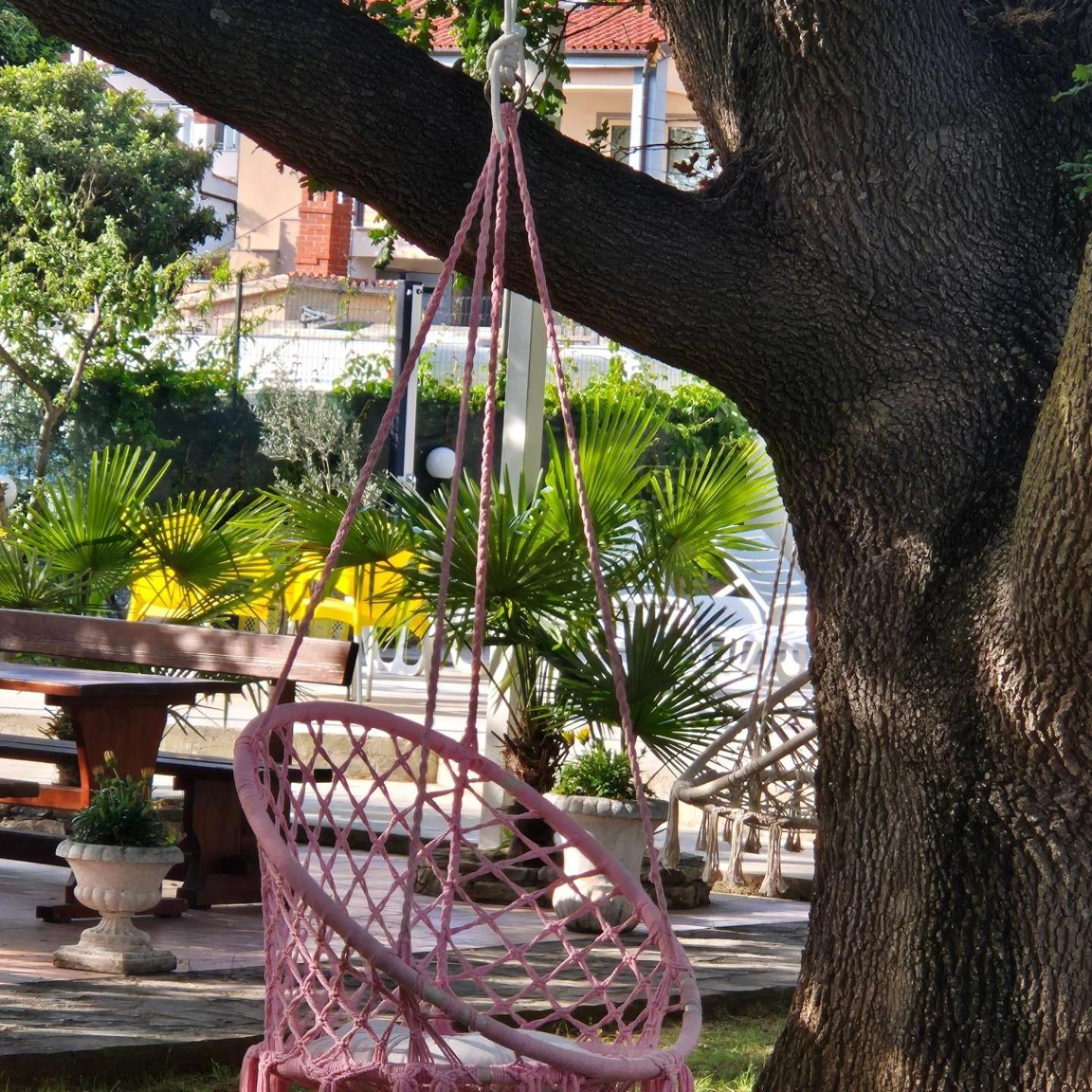 Biergarten เมดูลิน ภายนอก รูปภาพ